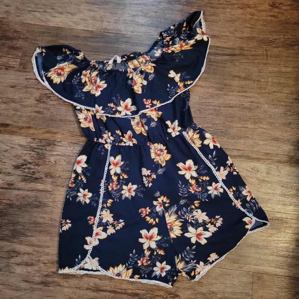 WOMENS SIZE LARGE FLORAL PRINT BLUE ROMPER - GUC (PATPAT)